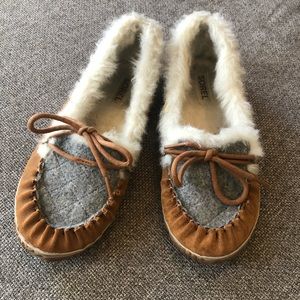 Sorel slippers